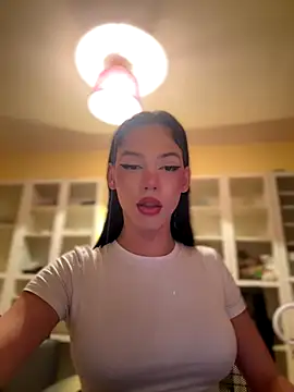 Carlita cute online show from November 11, 2025, 9:31 pm