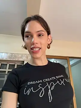 Snapshot of Carlita_cute chatting on July 10, 2026, 9:37 pm Carlita cute online show from July 10, 2026, 9:37 pm
