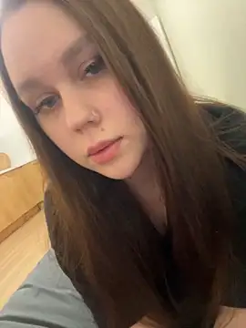 Snapshot of Marylallka5 chatting on October 12, 2025, 7:15 pm Marylallka5 online show from October 12, 2025, 7:15 pm