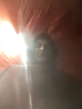 Snapshot of Gillygilly76 chatting on March 4, 2026, 4:42 am Gillygilly76 online show from March 4, 2026, 4:42 am