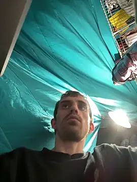 baby23boy online show from September 27, 2025, 11:38 am