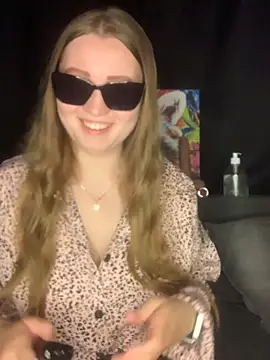 Snapshot of Tima-2 chatting on June 5, 2026, 8:03 pm Tima-2 online show from June 5, 2026, 8:03 pm