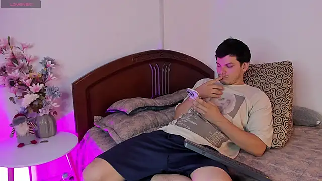  Ottis  online show from March 6, 2026, 11:00 pm