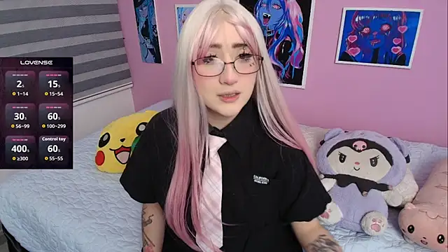 Snapshot of Miwa_violet chatting on October 22, 2025, 12:54 am Miwa violet online show from October 22, 2025, 12:54 am