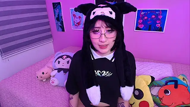 Snapshot of Miwa_violet chatting on December 14, 2025, 2:07 am Miwa violet online show from December 14, 2025, 2:07 am