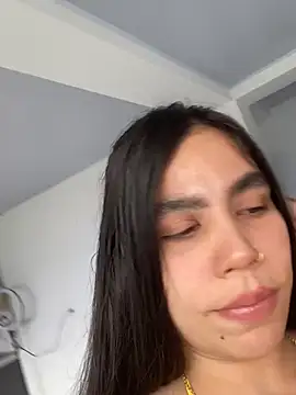 Snapshot of Cuteandhornyy chatting on March 15, 2026, 9:33 pm Cuteandhornyy online show from March 15, 2026, 9:33 pm