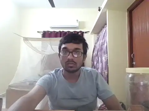 Snapshot of THE_NAKED_BOY chatting on October 9, 2025, 4:18 pm THE NAKED BOY online show from October 9, 2025, 4:18 pm