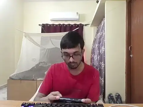 THE NAKED BOY online show from December 21, 2025, 5:53 am