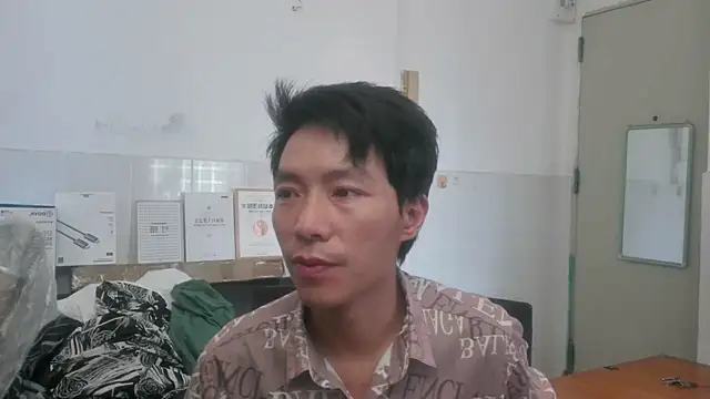 xhqds online show from June 10, 2026, 2:02 am