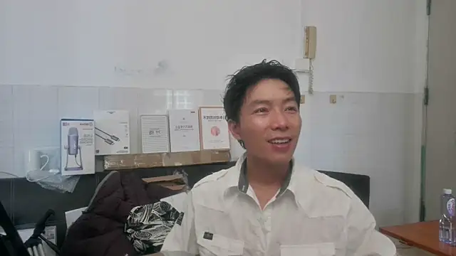 xhqds online show from June 14, 2026, 12:51 am