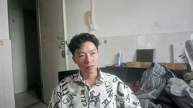 xhqds online show from August 3, 2026, 7:49 am