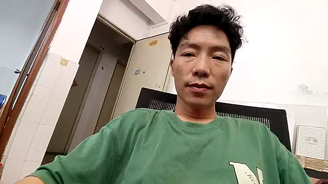 xhqds online show from July 28, 2026, 6:21 am