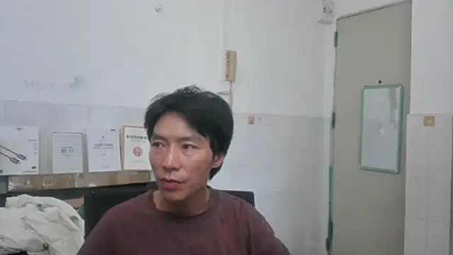 xhqds online show from July 3, 2026, 11:00 pm
