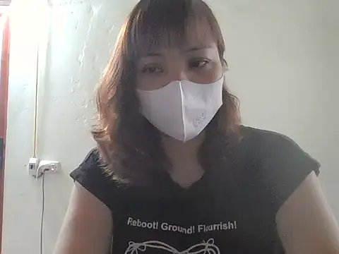 Snapshot of Angela-Eira chatting on June 7, 2026, 7:13 am Angela-Eira online show from June 7, 2026, 7:13 am