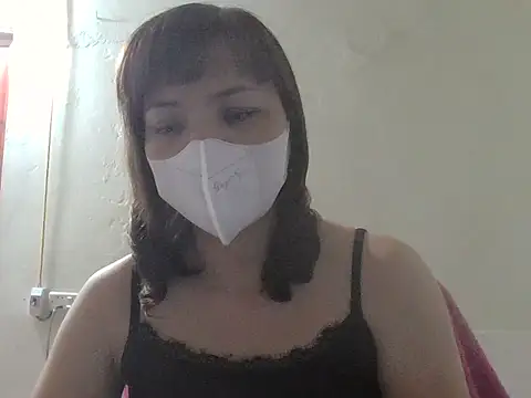 Angela-Eira online show from April 24, 2026, 9:17 pm