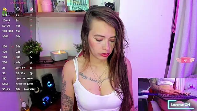 sweetlittlelisa online show from November 2, 2025, 11:10 pm