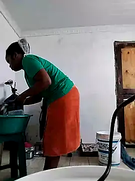 Snapshot of lovelyassbitch chatting on February 12, 2025, 2:10 pm lovelyassbitch online show from February 12, 2025, 2:10 pm