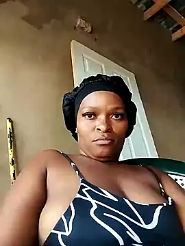 Snapshot of lovelyassbitch chatting on January 12, 2025, 8:46 am lovelyassbitch online show from January 12, 2025, 8:46 am