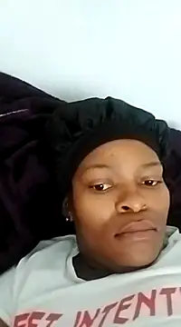 Snapshot of lovelyassbitch chatting on February 18, 2025, 5:31 am lovelyassbitch online show from February 18, 2025, 5:31 am