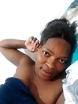 Snapshot of lovelyassbitch chatting on March 11, 2025, 5:46 pm lovelyassbitch online show from March 11, 2025, 5:46 pm