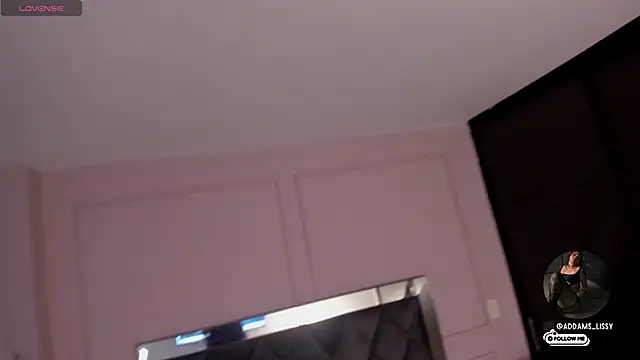 Snapshot of Lissy__Addams chatting on November 12, 2025, 8:01 pm Lissy Addams online show from November 12, 2025, 8:01 pm