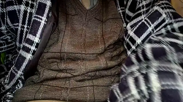 Snapshot of hidenyan02 chatting on February 23, 2025, 2:51 am hidenyan02 online show from February 23, 2025, 2:51 am