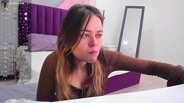 Snapshot of Kelly_Cuutie chatting on February 23, 2025, 4:39 am Kelly Cuutie online show from February 23, 2025, 4:39 am