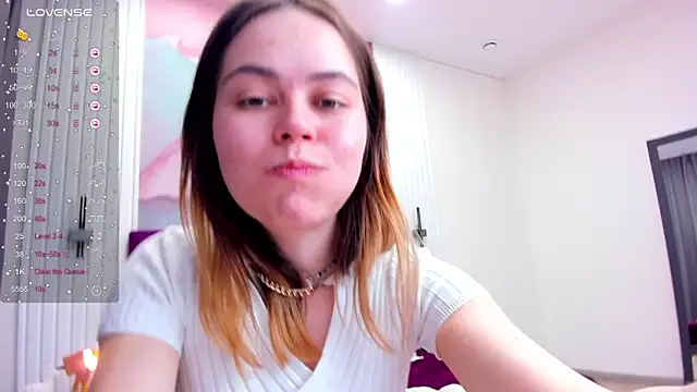 Snapshot of Kelly_Cuutie chatting on March 21, 2025, 9:45 am Kelly Cuutie online show from March 21, 2025, 9:45 am