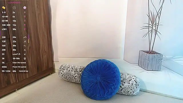 Snapshot of Baby_Claraa chatting on October 15, 2025, 4:55 am Baby Claraa online show from October 15, 2025, 4:55 am