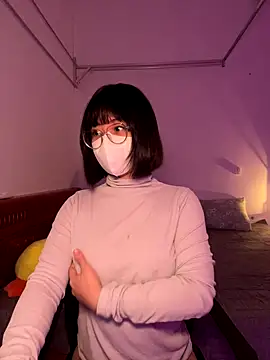 Snapshot of Baby_Claraa chatting on November 3, 2025, 5:12 am Baby Claraa online show from November 3, 2025, 5:12 am