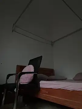 Snapshot of Baby_Claraa chatting on July 27, 2026, 5:47 am Baby Claraa online show from July 27, 2026, 5:47 am