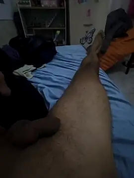 parejabgs online show from September 29, 2025, 9:20 pm