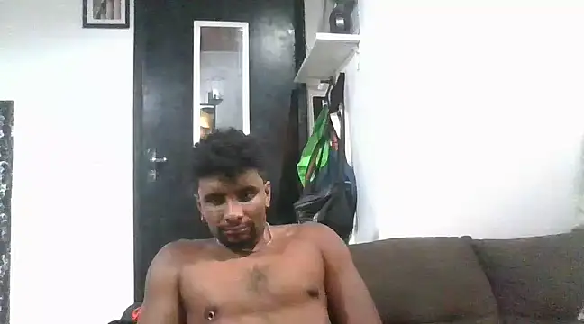 WellingtonPiettroRio online show from February 15, 2025, 12:54 pm