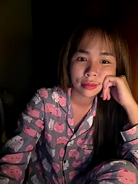 Snapshot of Samsam_567 chatting on October 27, 2025, 3:57 pm Samsam 567 online show from October 27, 2025, 3:57 pm