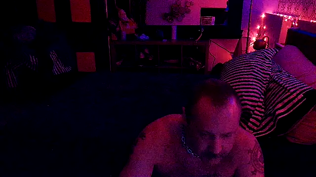 Snapshot of RawRyder8 chatting on October 17, 2025, 5:55 am RawRyder8 online show from October 17, 2025, 5:55 am