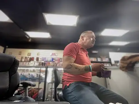 RawRyder8 online show from February 4, 2026, 2:17 am