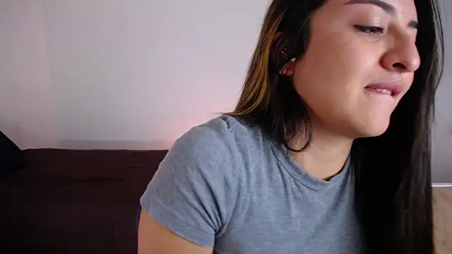 Snapshot of moritalatina chatting on March 8, 2026, 5:16 pm moritalatina online show from March 8, 2026, 5:16 pm