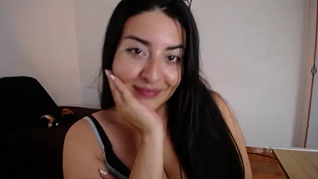 Snapshot of moritalatina chatting on February 23, 2026, 5:46 pm moritalatina online show from February 23, 2026, 5:46 pm