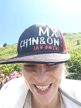 missdaisydiamond777 online show from July 5, 2026, 12:23 pm