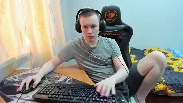 Snapshot of iliaskrislove chatting on October 17, 2025, 4:38 am iliaskrislove online show from October 17, 2025, 4:38 am