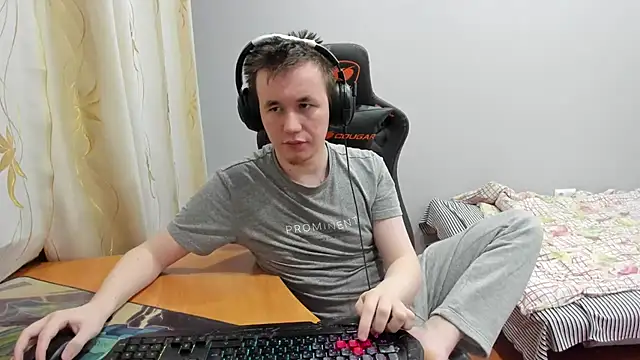 Snapshot of iliaskrislove chatting on November 25, 2025, 2:39 pm iliaskrislove online show from November 25, 2025, 2:39 pm