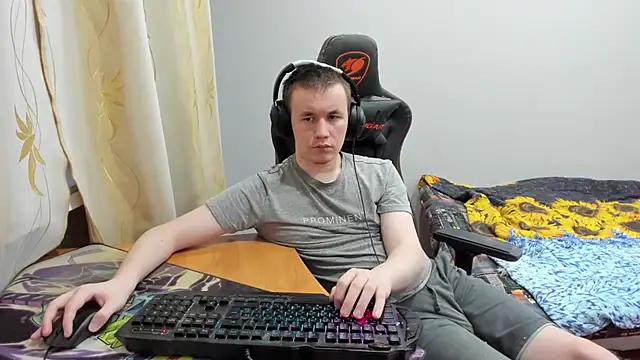 Snapshot of iliaskrislove chatting on October 30, 2025, 12:58 pm iliaskrislove online show from October 30, 2025, 12:58 pm