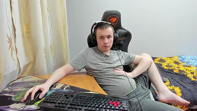 Snapshot of iliaskrislove chatting on October 31, 2025, 2:35 pm iliaskrislove online show from October 31, 2025, 2:35 pm