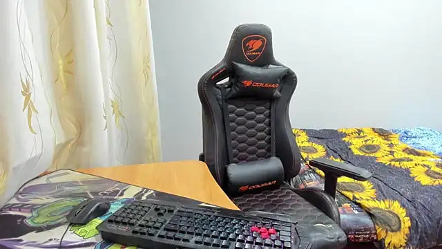 Snapshot of iliaskrislove chatting on November 1, 2025, 6:02 pm iliaskrislove online show from November 1, 2025, 6:02 pm