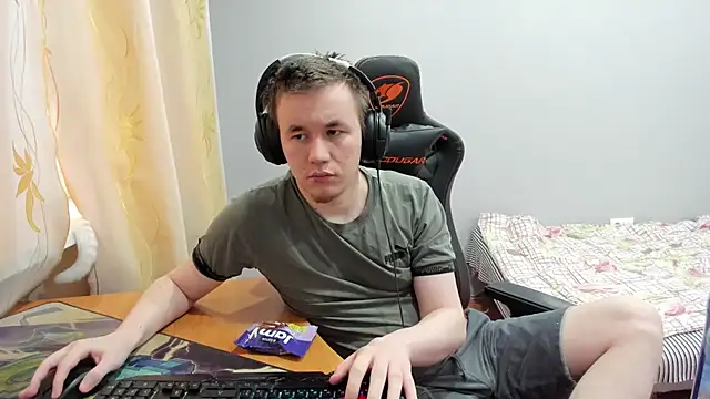 Snapshot of iliaskrislove chatting on December 4, 2025, 5:39 am iliaskrislove online show from December 4, 2025, 5:39 am