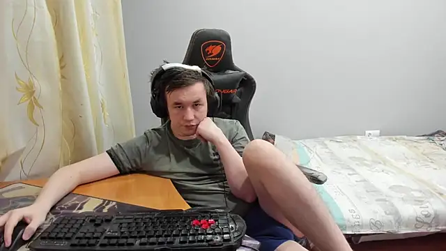 Snapshot of iliaskrislove chatting on February 4, 2026, 1:50 pm iliaskrislove online show from February 4, 2026, 1:50 pm