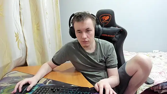 Snapshot of iliaskrislove chatting on November 13, 2025, 9:51 pm iliaskrislove online show from November 13, 2025, 9:51 pm