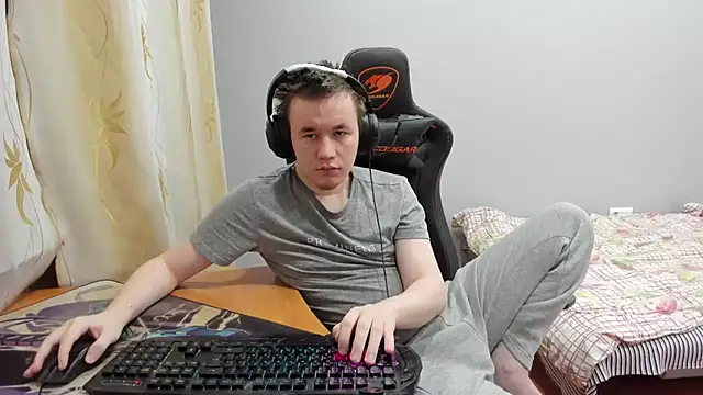 Snapshot of iliaskrislove chatting on November 27, 2025, 9:15 pm iliaskrislove online show from November 27, 2025, 9:15 pm