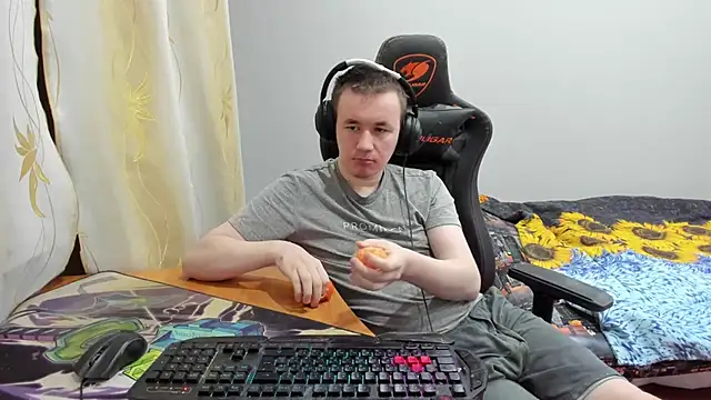 Snapshot of iliaskrislove chatting on October 30, 2025, 12:53 am iliaskrislove online show from October 30, 2025, 12:53 am