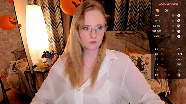 Snapshot of Aemilia_ chatting on October 21, 2025, 8:14 am Aemilia online show from October 21, 2025, 8:14 am